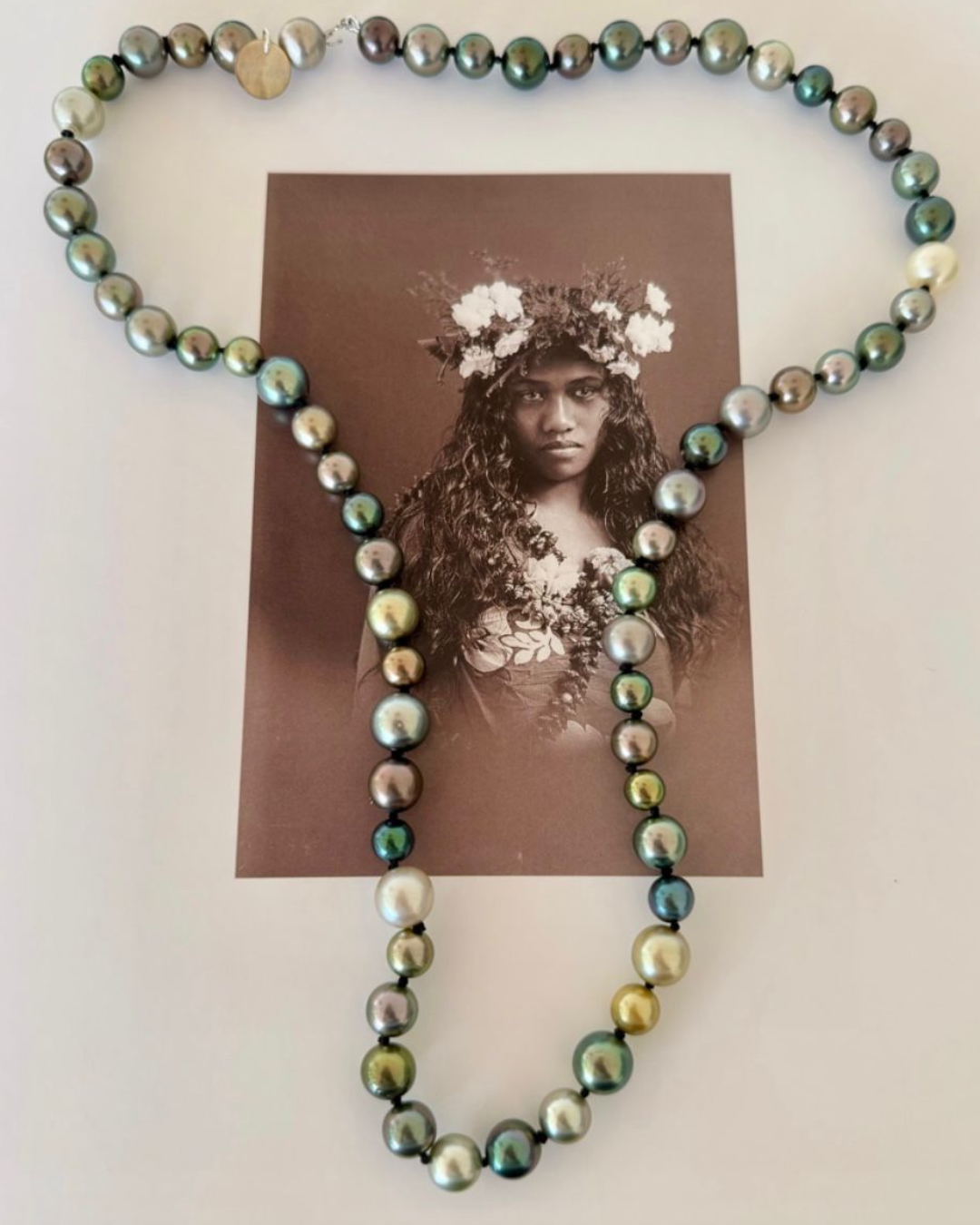 Collier en perles de Tahiti multicolores